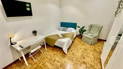 Room for rent in Zaragoza, Aragón