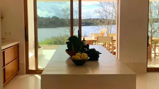 Houses in Location is not specified - photo 9