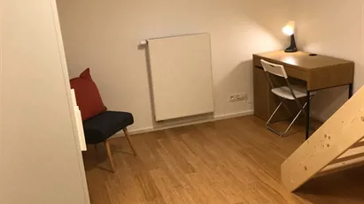 Room for rent in Brussels Schaarbeek, Brussels