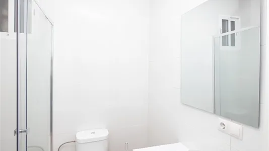 Rooms in Valencia Extramurs - photo 7