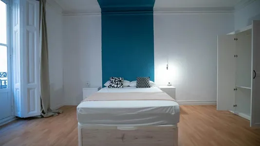 Rooms in Valencia Ciutat Vella - photo 2