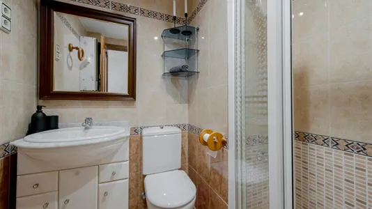 Rooms in Madrid Retiro - photo 7