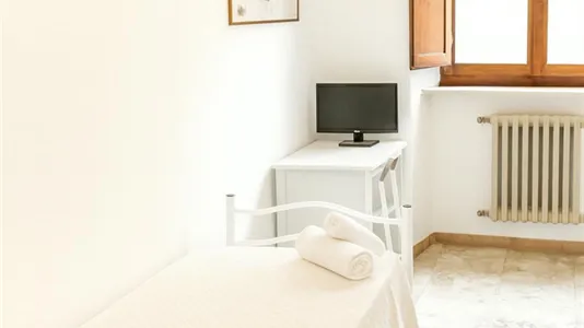 Rooms in Siena - photo 5