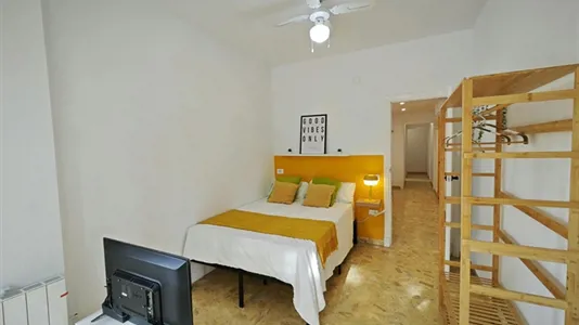 Rooms in Cartagena - photo 1