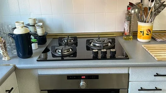 Rooms in Madrid San Blas - photo 8