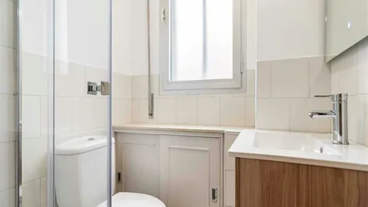 Rooms in Madrid Hortaleza - photo 7