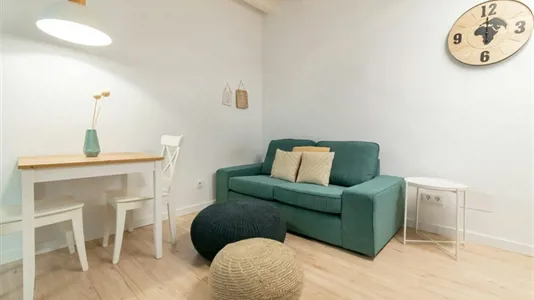 Apartments in Barcelona Ciutat Vella - photo 3