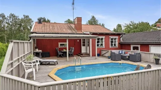 Houses in Norrtälje - photo 2