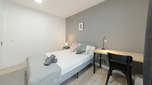 Rooms in Madrid Centro - photo 3