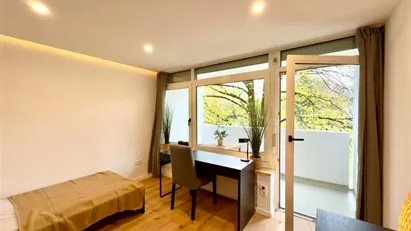 Room for rent in Munich Thalkirchen-Obersendling-Forstenried-Fürstenried-Solln, Munich
