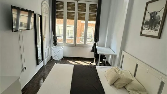 Rooms in Valencia L'Eixample - photo 3