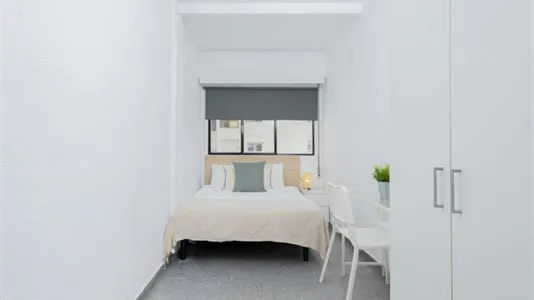 Rooms in Valencia La Zaidía - photo 1