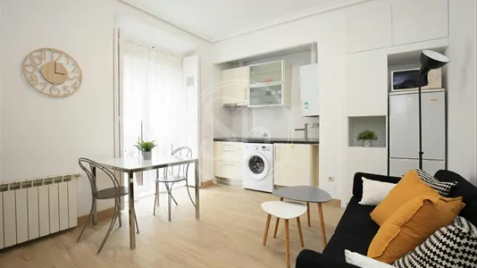 Apartments in Madrid Centro - photo 2