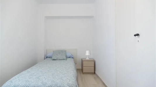 Rooms in Castellón de la Plana/Castelló de la Plana - photo 2