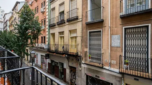 Rooms in Madrid Centro - photo 4