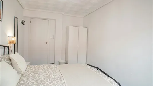 Rooms in Tavernes Blanques - photo 5