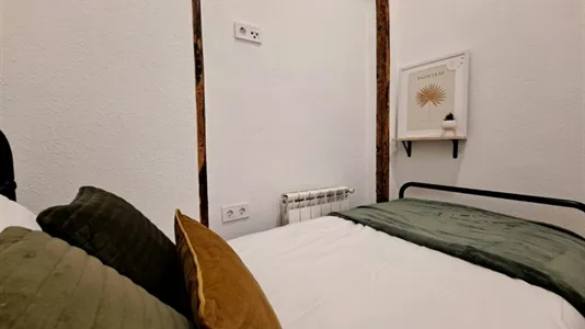 Rooms in Madrid Centro - photo 3