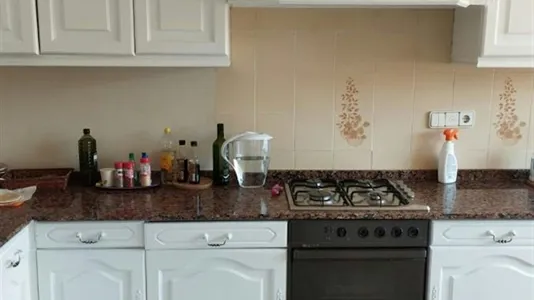 Rooms in Valencia Extramurs - photo 8