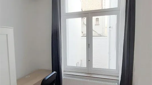 Rooms in Brussels Schaarbeek - photo 3