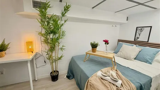 Rooms in Madrid Centro - photo 3