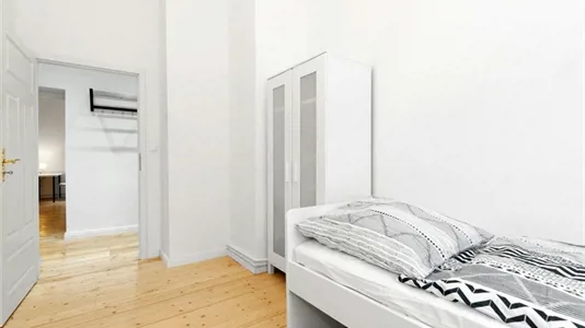 Rooms in Berlin Mitte - photo 3