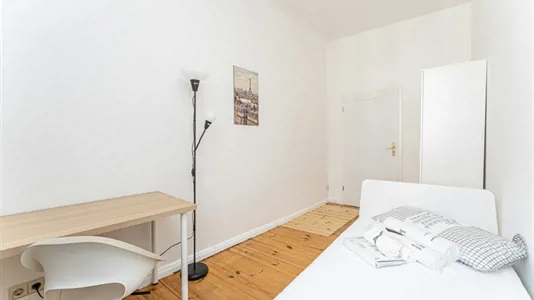 Rooms in Berlin Friedrichshain-Kreuzberg - photo 2