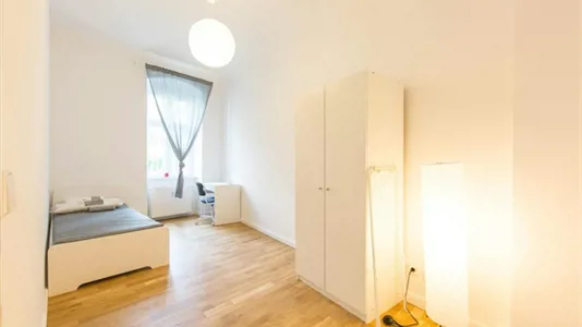 Rooms in Berlin Friedrichshain-Kreuzberg - photo 1