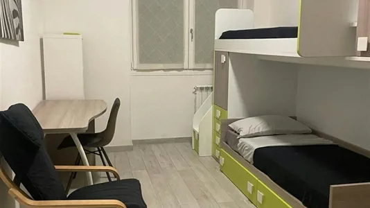 Rooms in Roma Municipio XIV – Monte Mario - photo 3