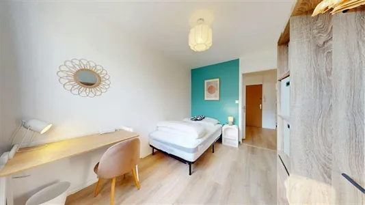 Rooms in Lyon - photo 4