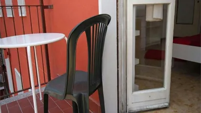 Room for rent in Milano Zona 6 - Barona, Lorenteggio, Milan