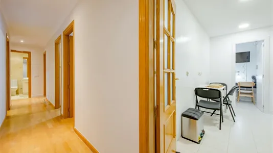 Rooms in Madrid Chamberí - photo 4