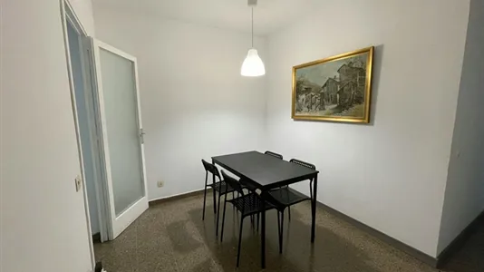 Rooms in Barcelona Sants-Montjuïc - photo 9