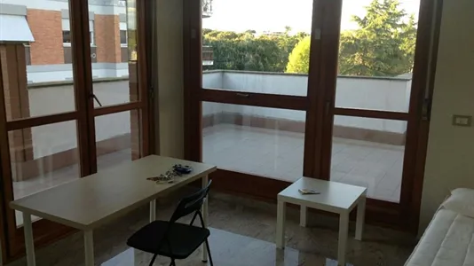 Rooms in Roma Municipio XIV – Monte Mario - photo 3