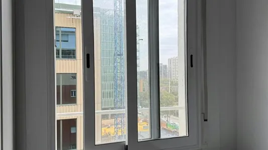 Rooms in Barcelona Sant Martí - photo 5