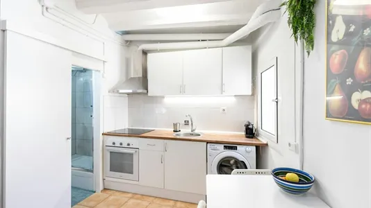 Apartments in Barcelona Ciutat Vella - photo 10