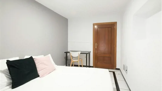 Rooms in Madrid Centro - photo 2