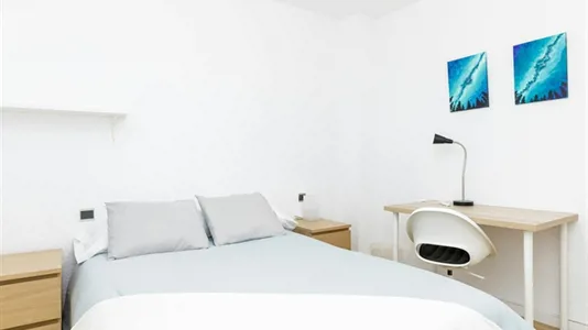 Rooms in Zaragoza - photo 2