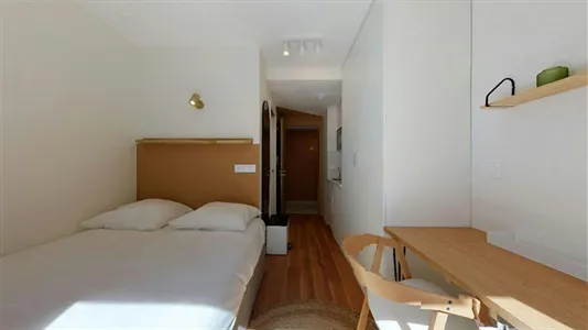 Rooms in Paris 17ème arrondissement - photo 1