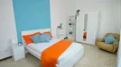 Room for rent, Modena, Emilia-Romagna, Via Marzabotto