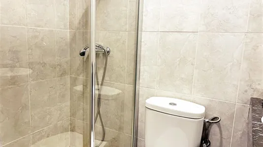 Rooms in Madrid Moncloa-Aravaca - photo 10