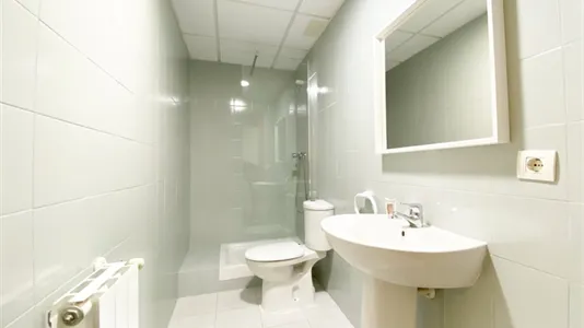Rooms in Zaragoza - photo 7