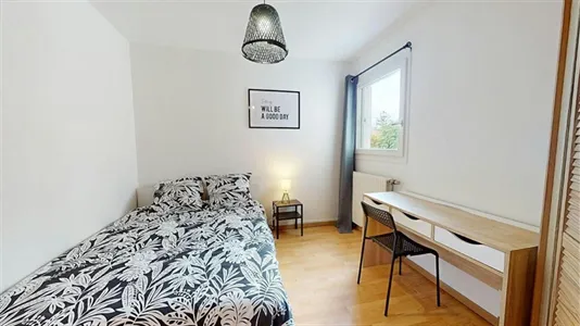 Rooms in Lyon - photo 2