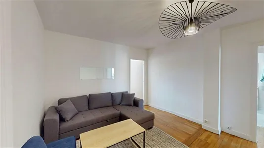 Rooms in Saint-Julien-en-Genevois - photo 10