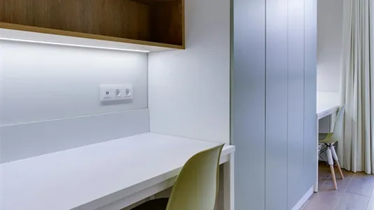 Rooms in L'Hospitalet de Llobregat - photo 2