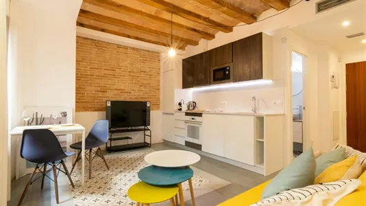 Apartments in Barcelona Ciutat Vella - photo 4