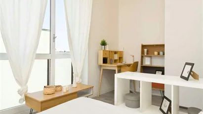 Room for rent in Milano Zona 2 - Stazione Centrale, Gorla, Turro, Greco, Crescenzago, Milan