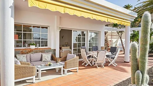 Houses in Mogán - photo 5