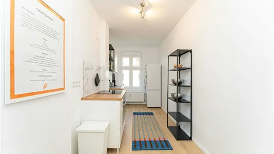 Rooms in Berlin Mitte - photo 9