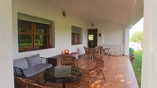 Houses in Val de San Vicente - photo 4