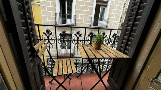 Rooms in Madrid Retiro - photo 3